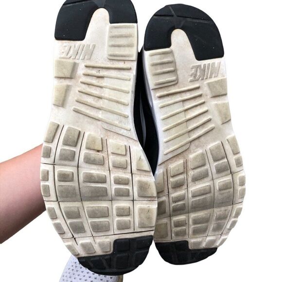 RARE 2016 Nike Air Max Tavas GS 'Black White' Size 8.5 - Picture 8 of 16